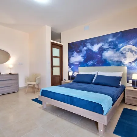 First Class Ta' Martin By G&g San Pawl il-Baħar