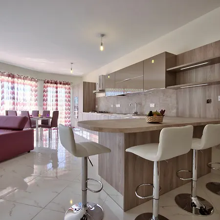 First Class Ta' Martin By G&g * St. Paul's Bay